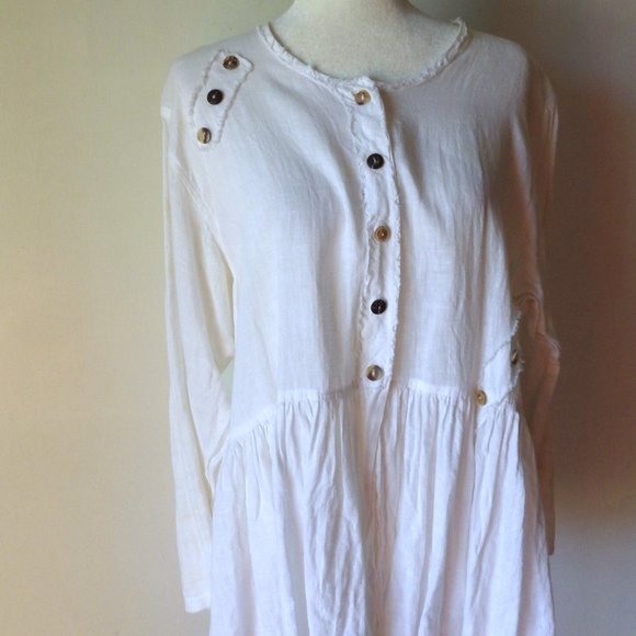 Boho BEDIL Top/ White Linen/ Loose and Flouncy/Size Medium - Picture 1 of 7